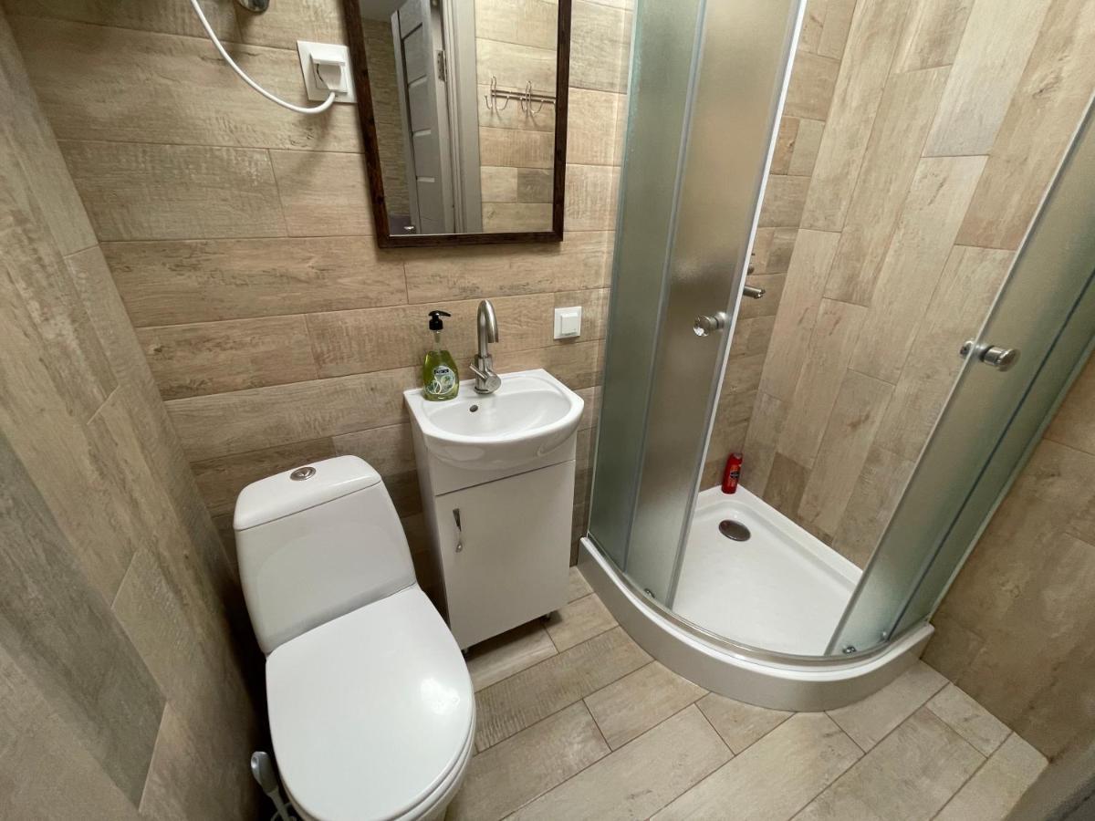 Apartment смарт-квартира біля озера *